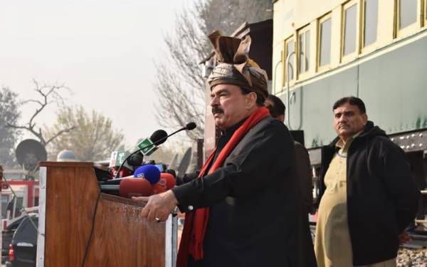 ’پاک فوج کا دشمن اسلام کا دشمن ہے‘