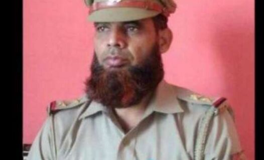 پولیس والے کو بھارت میں داڑھی رکھنے کی وجہ سے نوکری سے نکال دیا گیا